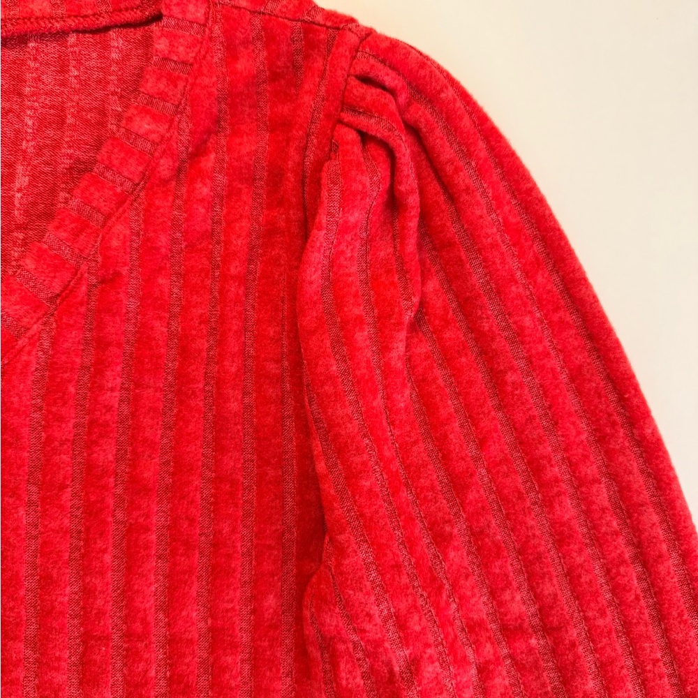 Long Sleeve red  Dress - Picture 6 of 7